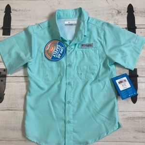 Columbia size 6-7 new with tags aqua shirt